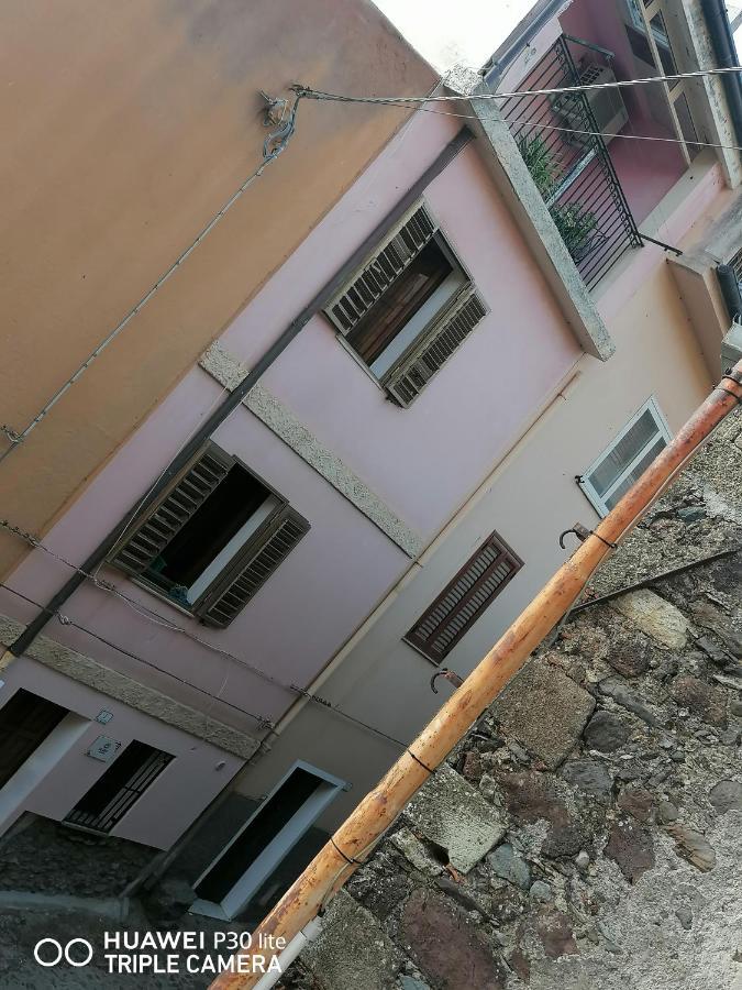 La Casa Di Luisa Santu Lussurgiu Exterior foto