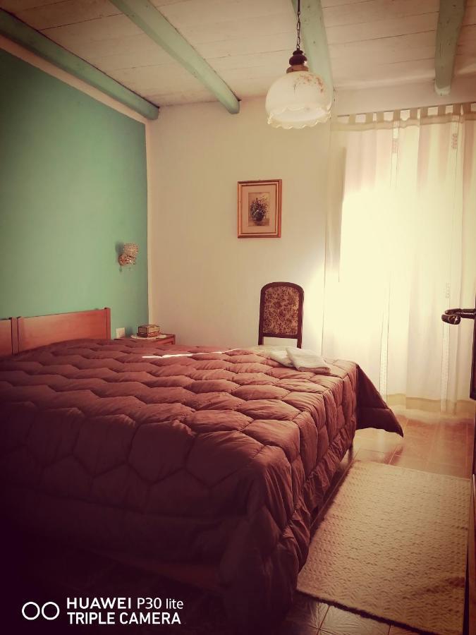 La Casa Di Luisa Santu Lussurgiu Exterior foto